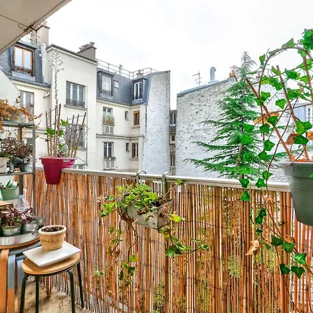 Bright 2 In Paris